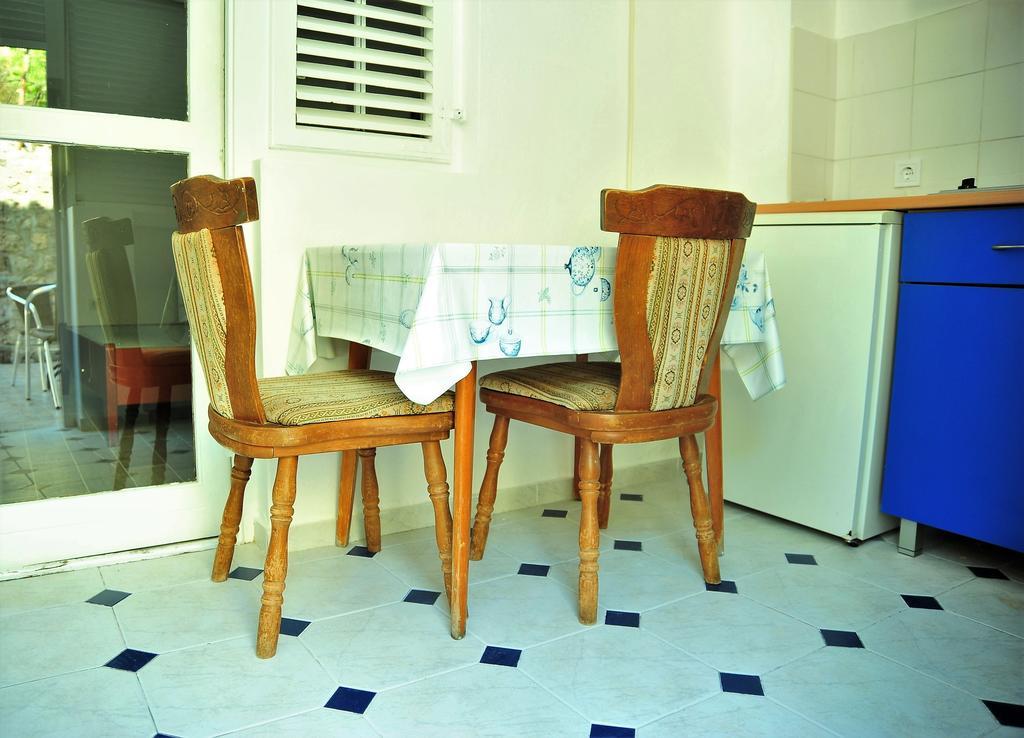 Grejm Family Apartments Petrovac Екстер'єр фото