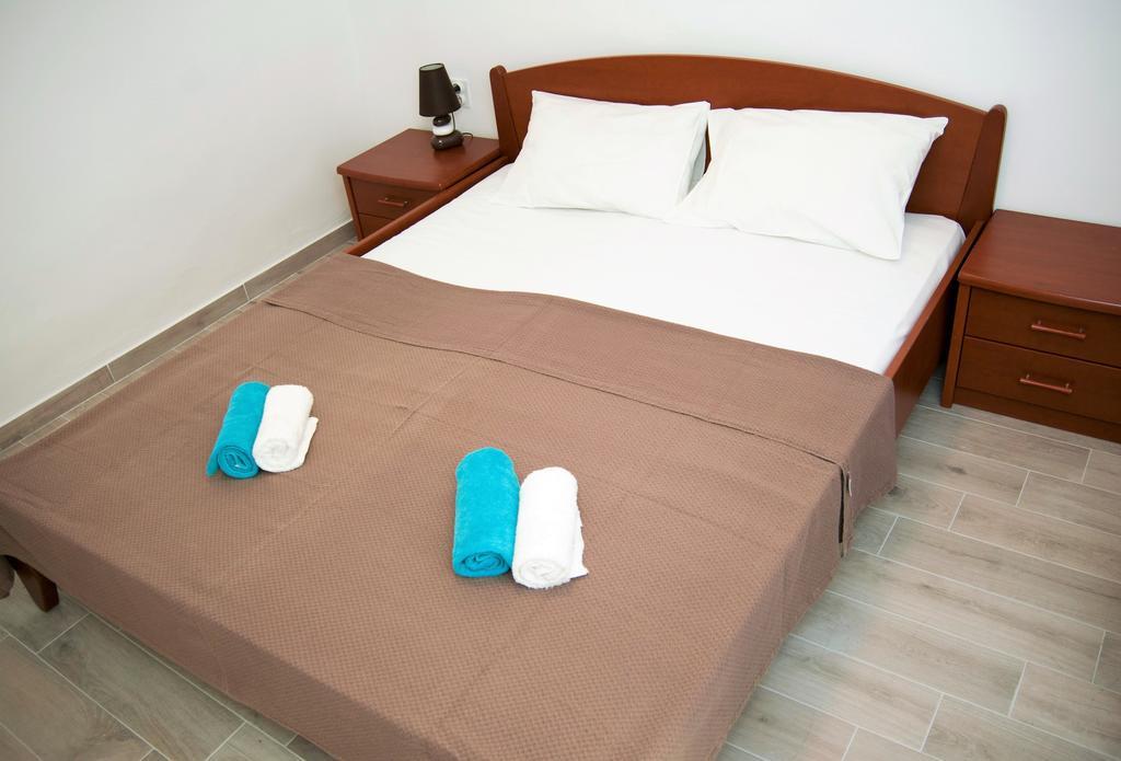Grejm Family Apartments Petrovac Екстер'єр фото